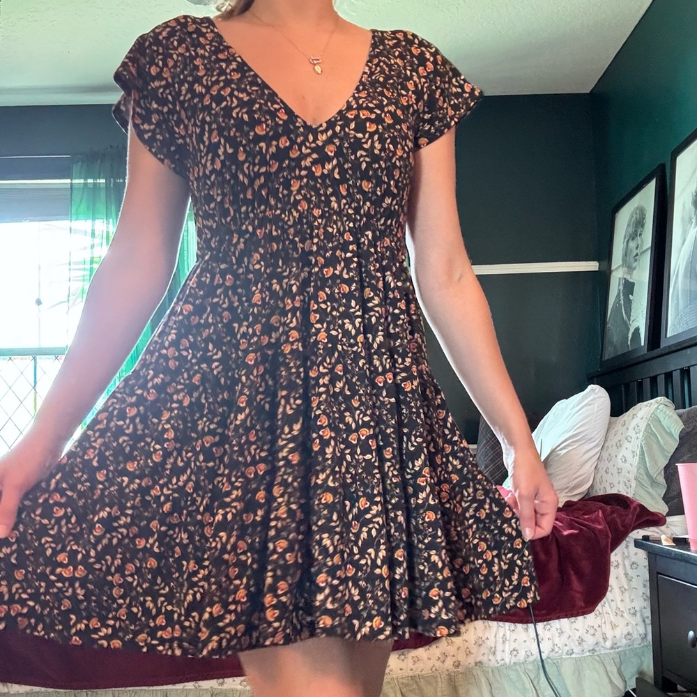 Urban Outfitters Floral Flutter Sleeve V-Neck Sundress - Picture 3 of 5
